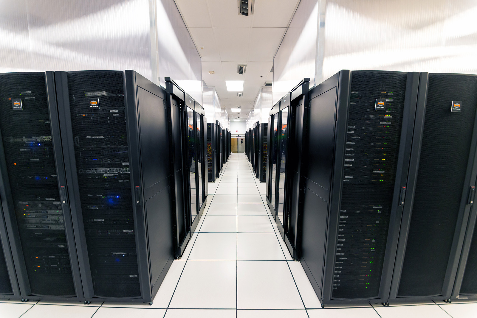 hostdime datacenter floor