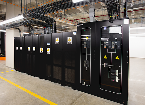 The Green Data Center Race: Why PUE Will Define the Next Decade of Infrastructure